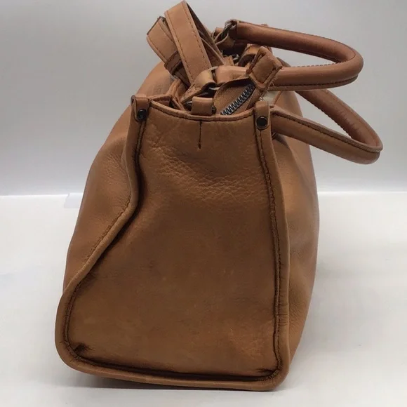 American Leather Co Caramel Brown Pebble Leather Shoulder Bag - Picture 7 of 13